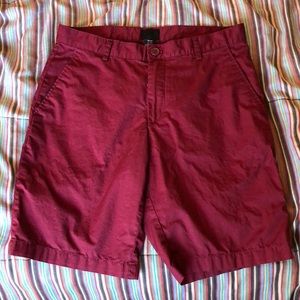 I’m selling short H&M